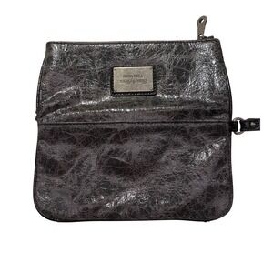 Simply Vera Wang Metallic Chic Crackle Finish Wristlet Clutch Bag Gray Designer